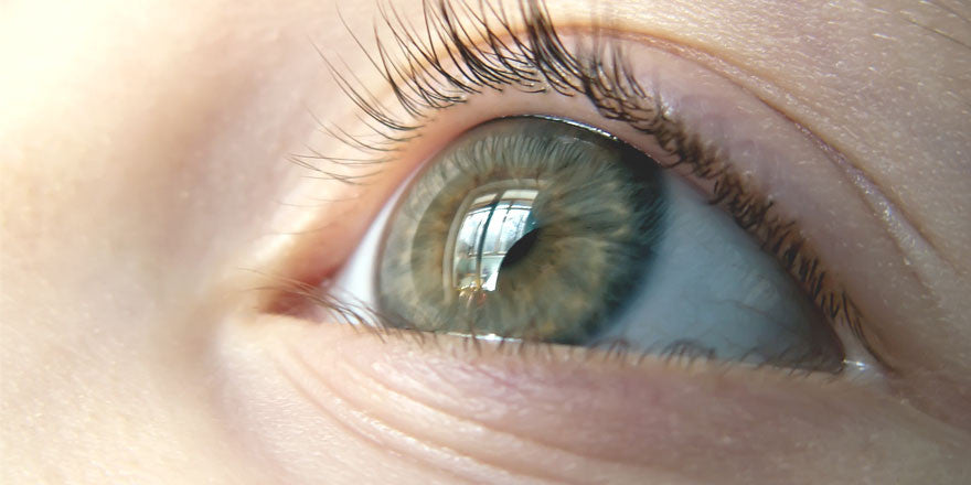 The absorbent polymer has gotten into my baby’s eye. How should I treat it?