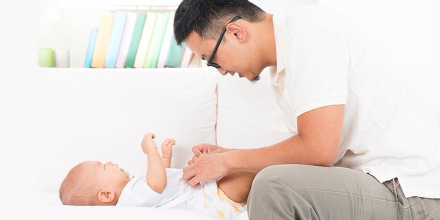 <b>December 2016:</b> Does dad change the baby's diapers?